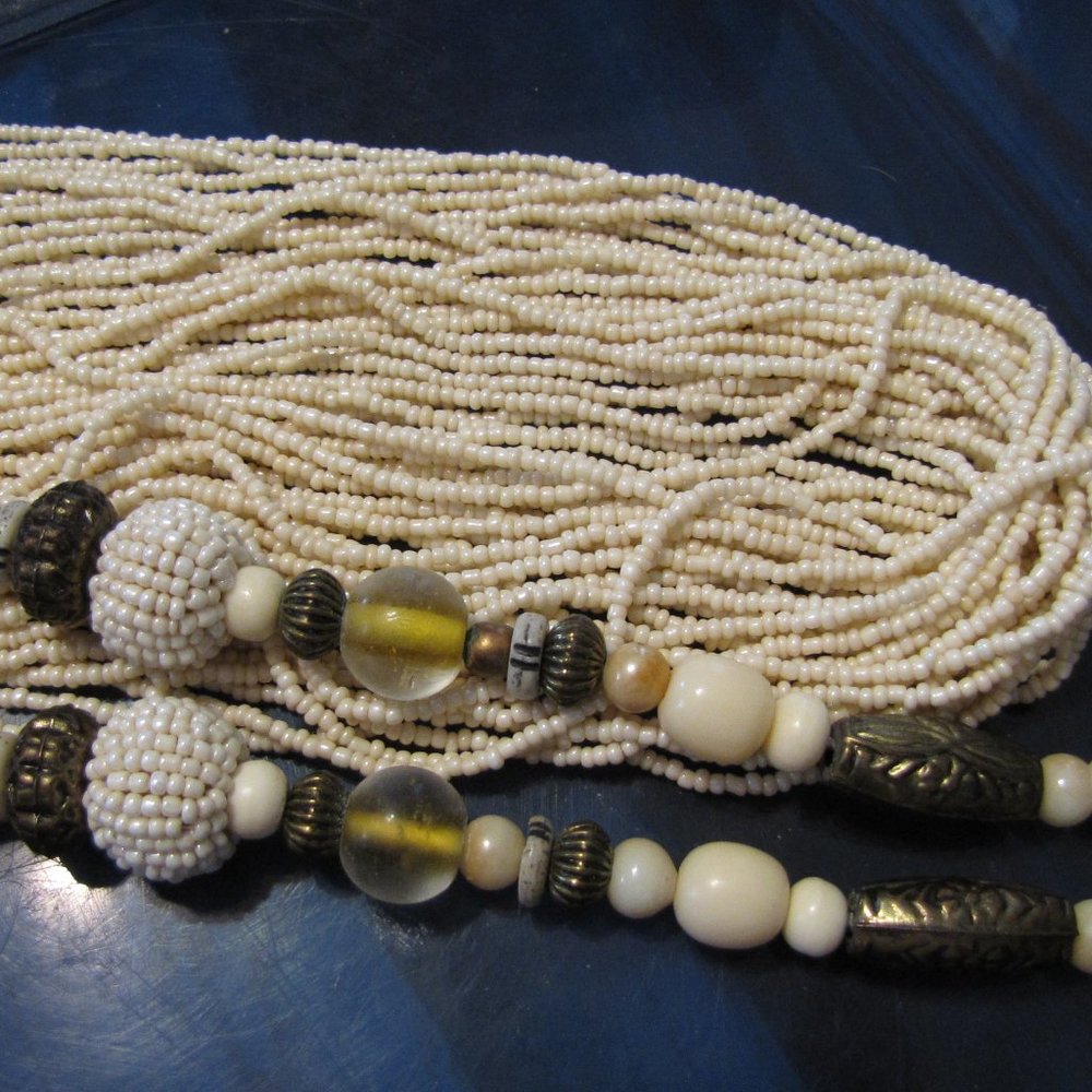 Avenue Brand 18" Beautiful Accent Necklace